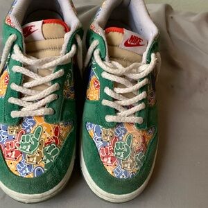 Nike shoes low top new